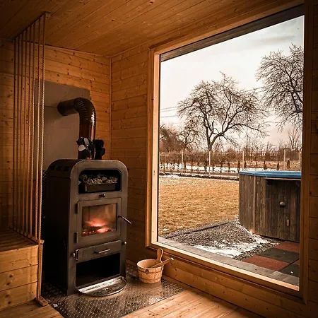 Private Place Adults Only Lodge