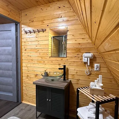 Lodge Private Place Adults Only *