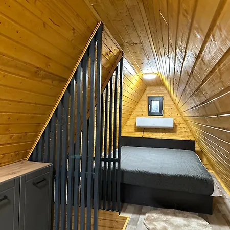 Lodge Private Place Adults Only
